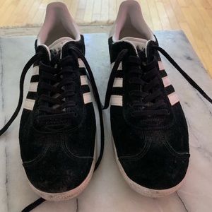 Adidas gazelles size 7 women